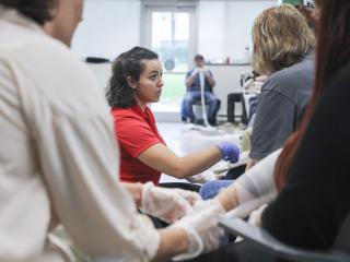 Become a St. John Ambulance Instructor in BC and Yukon